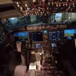 Boeing 737 MAX-i kokpit. Foto on illustratiivne ega kujuta Flydubai lennu FZ1073 kokpitti. Foto: GeoMancer448 / Wikimedia Commons, CC BY 4.0